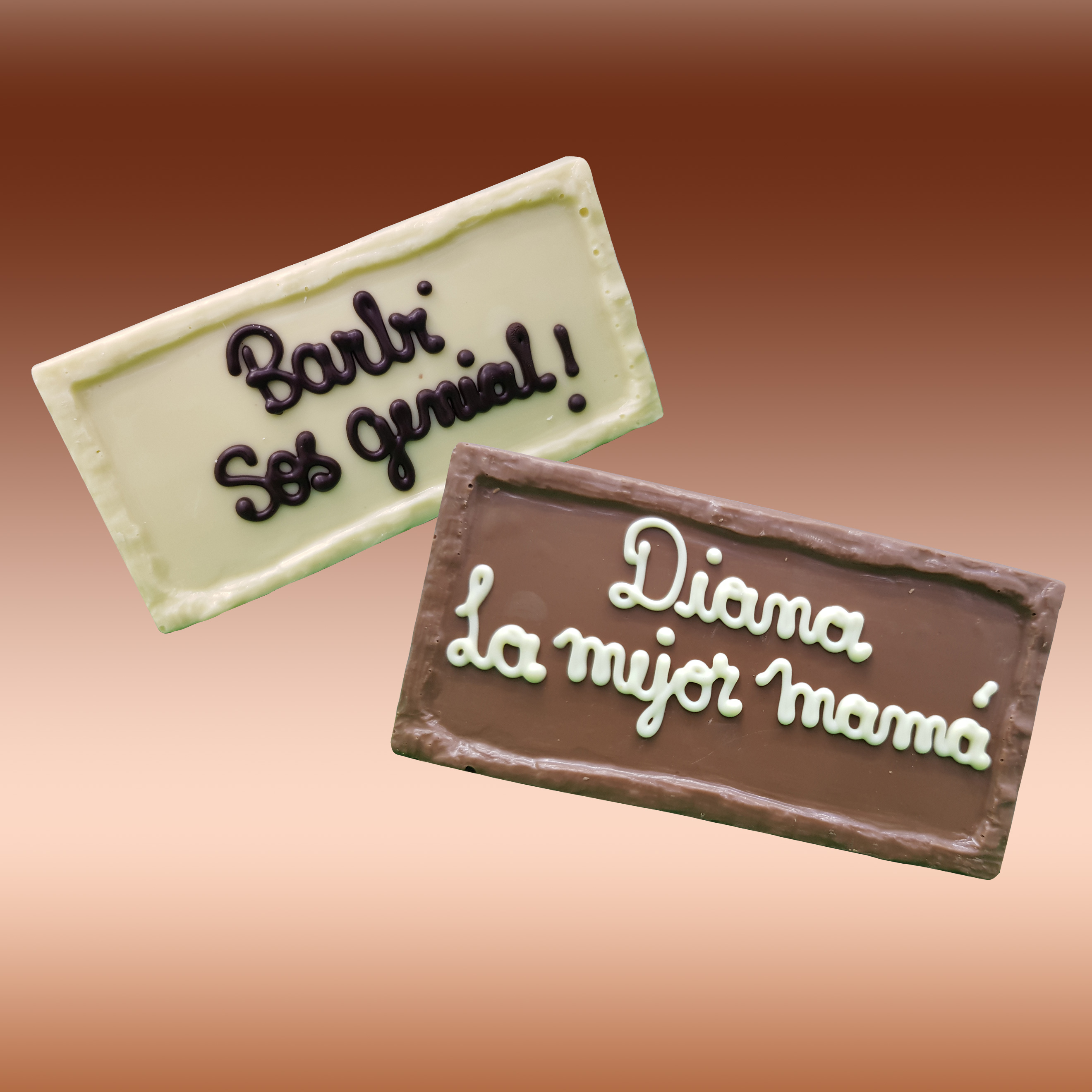 Solo haz galería Víctor Tableta chocolate personalizado con frase en RegalaleYa.com
